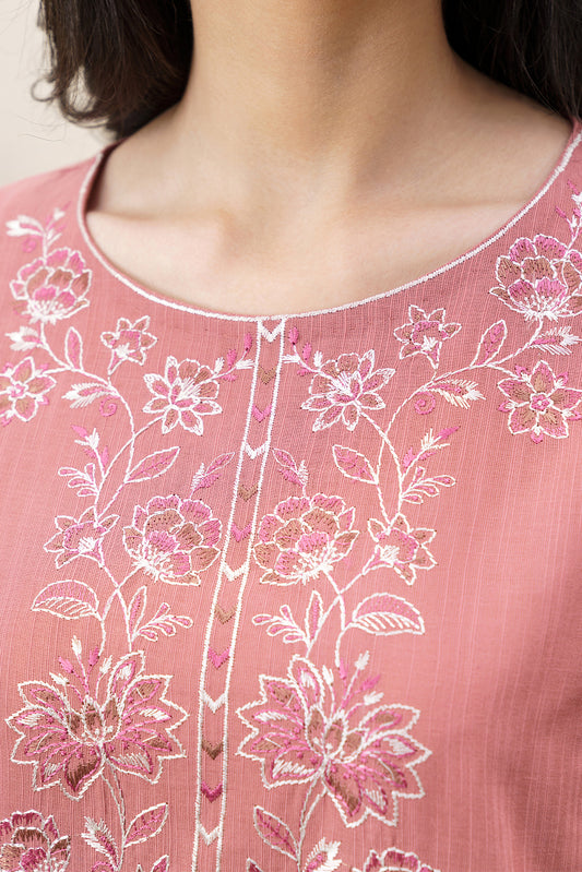 3 PIECE EMBROIDERED KHADDAR SUIT WITH SHAWL-BLUSH REVERIE (UNSTITCHED)