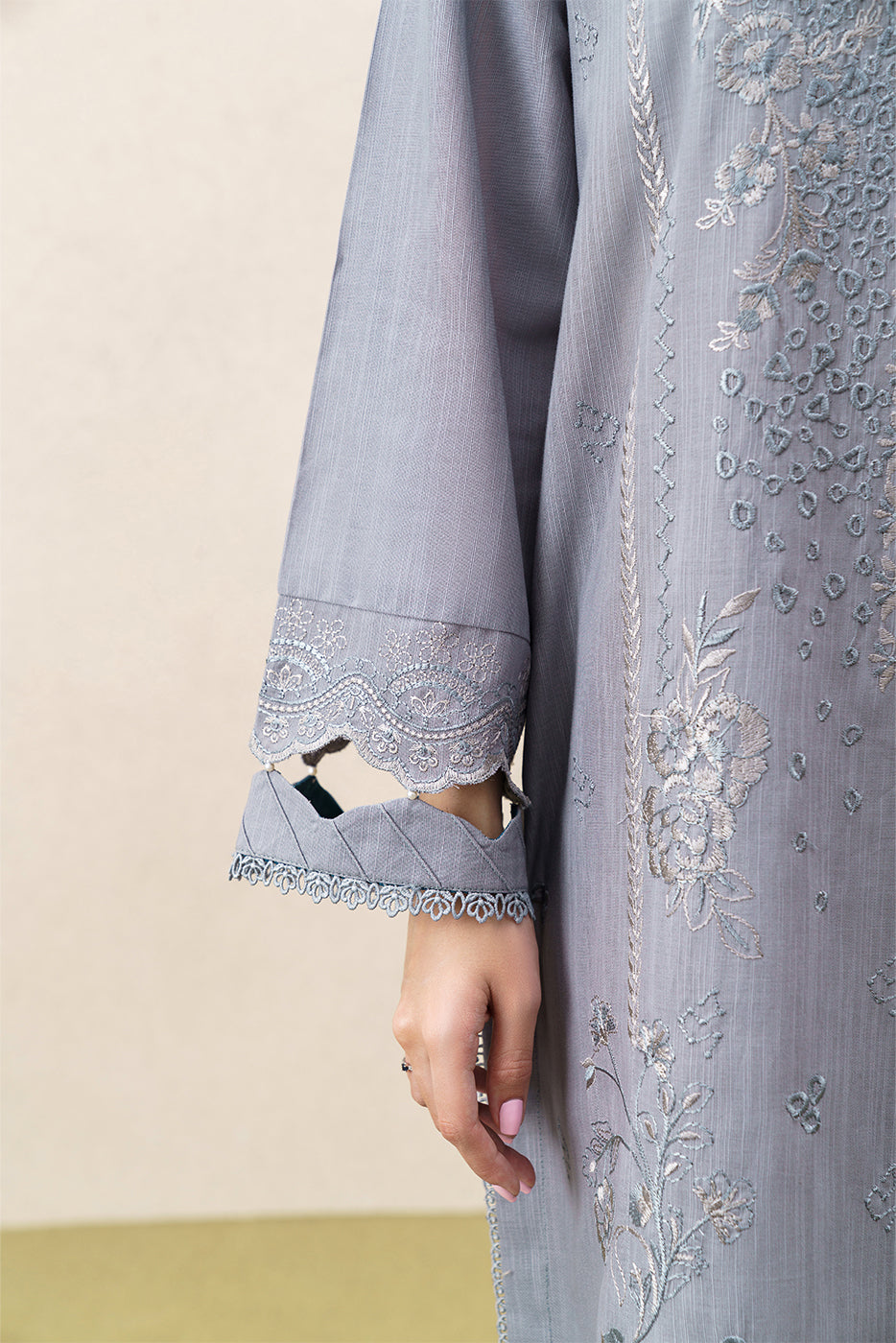 3 PIECE EMBROIDERED KHADDAR SUIT WITH SHAWL-ONYX SCAPE (UNSTITCHED)