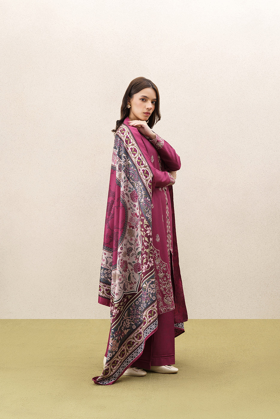 3 PIECE EMBROIDERED KHADDAR SUIT WITH SHAWL-ORNATE HAZE (UNSTITCHED)