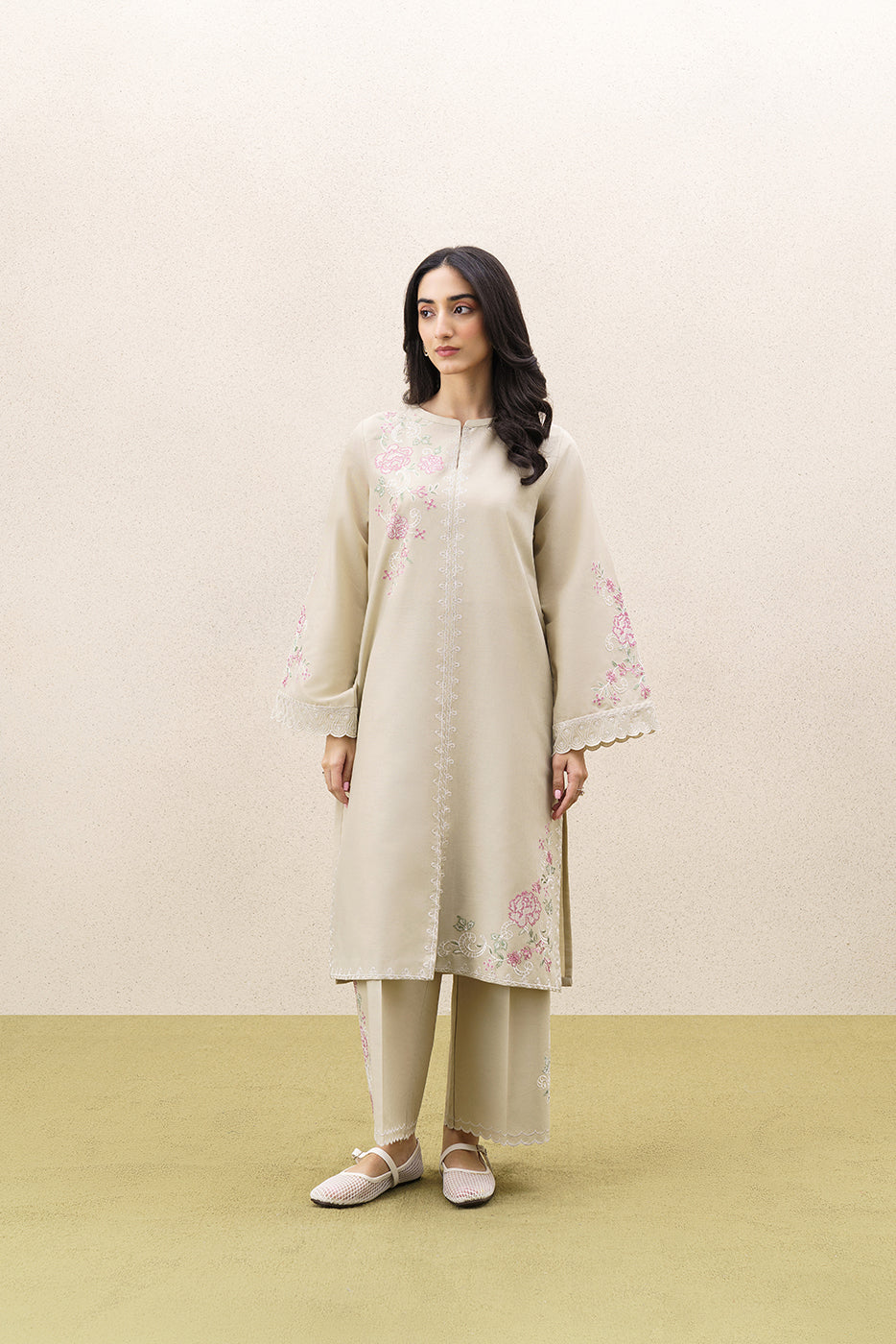 2 PIECE EMBROIDERED KHADDAR SUIT-IVORY GARDEN (UNSTITCHED)