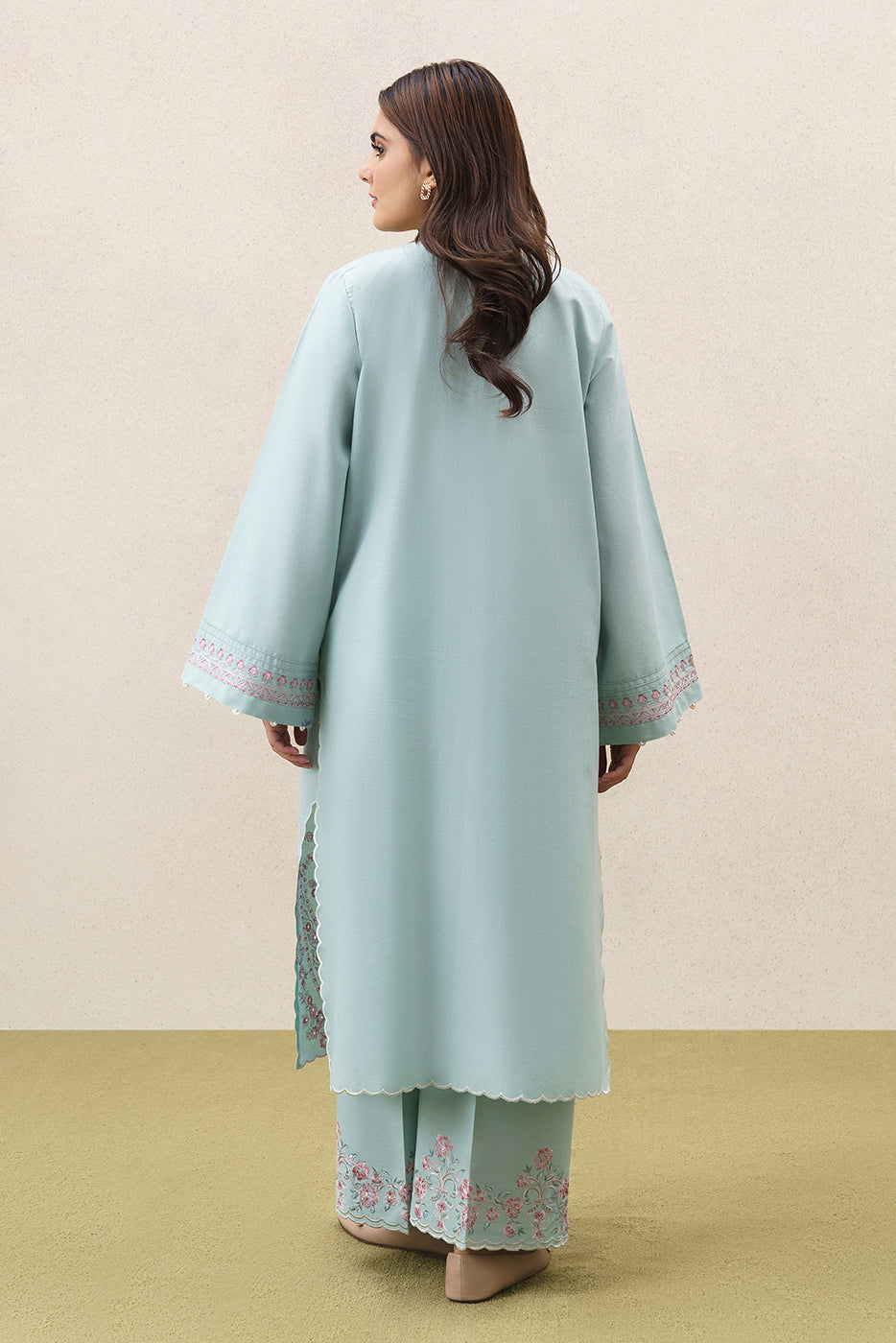 2 PIECE EMBROIDERED KHADDAR SUIT-CERULEAN RESORT (UNSTITCHED)