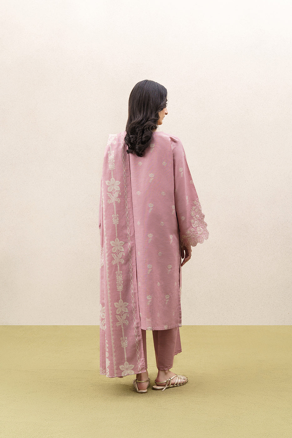 3 PIECE EMBROIDERED KHADDAR SUIT WITH SHAWL-FROSTED ROSE (UNSTITCHED)