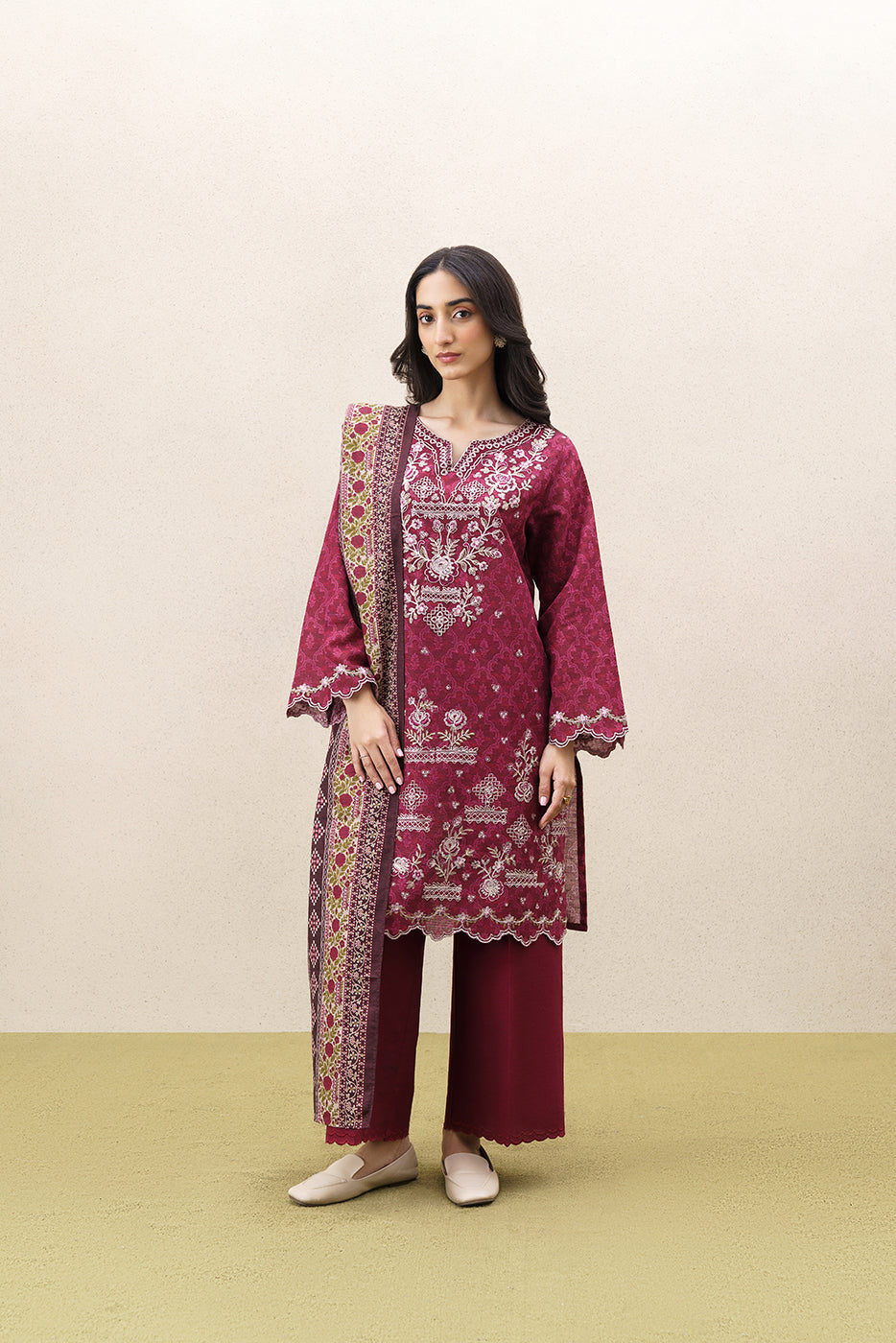 3 PIECE EMBROIDERED KHADDAR SUIT WITH SHAWL-TERRACOTTA TESSEL (UNSTITCHED)