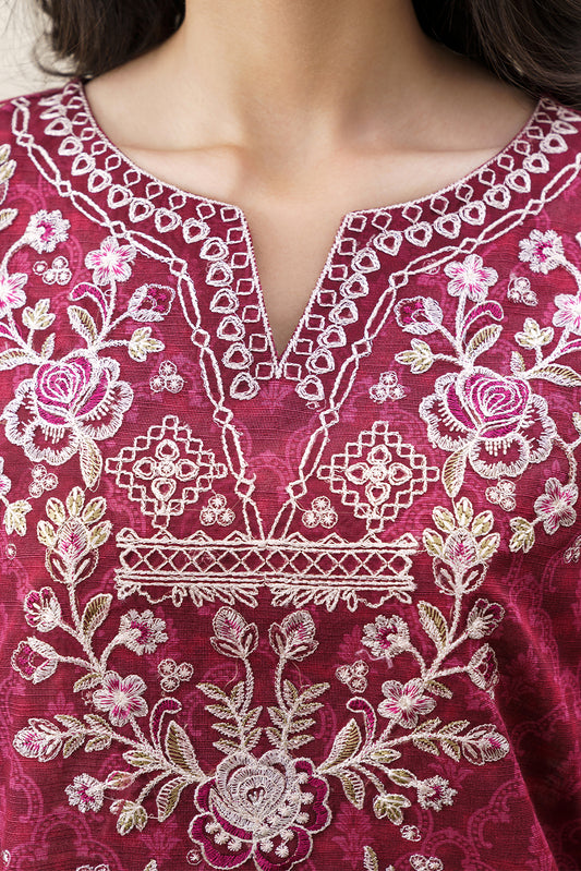 3 PIECE EMBROIDERED KHADDAR SUIT WITH SHAWL-TERRACOTTA TESSEL (UNSTITCHED)
