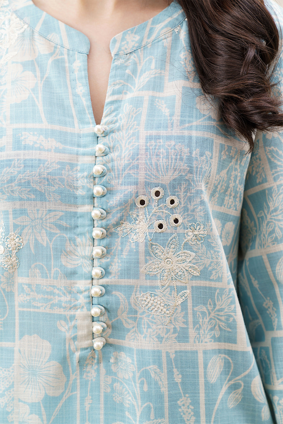 3 PIECE EMBROIDERED KHADDAR SUIT-AQUA ESSENCE (UNSTITCHED)