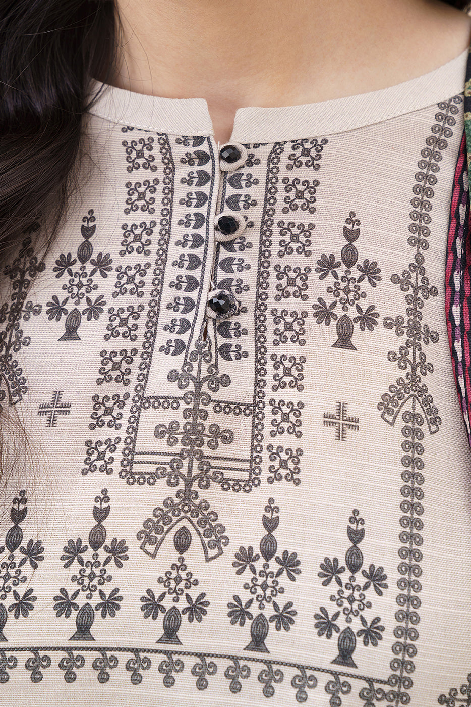3 PIECE PRINTED SLUB KHADDAR SUIT-WHISPERING FLORALS ( UNSTITCHED )