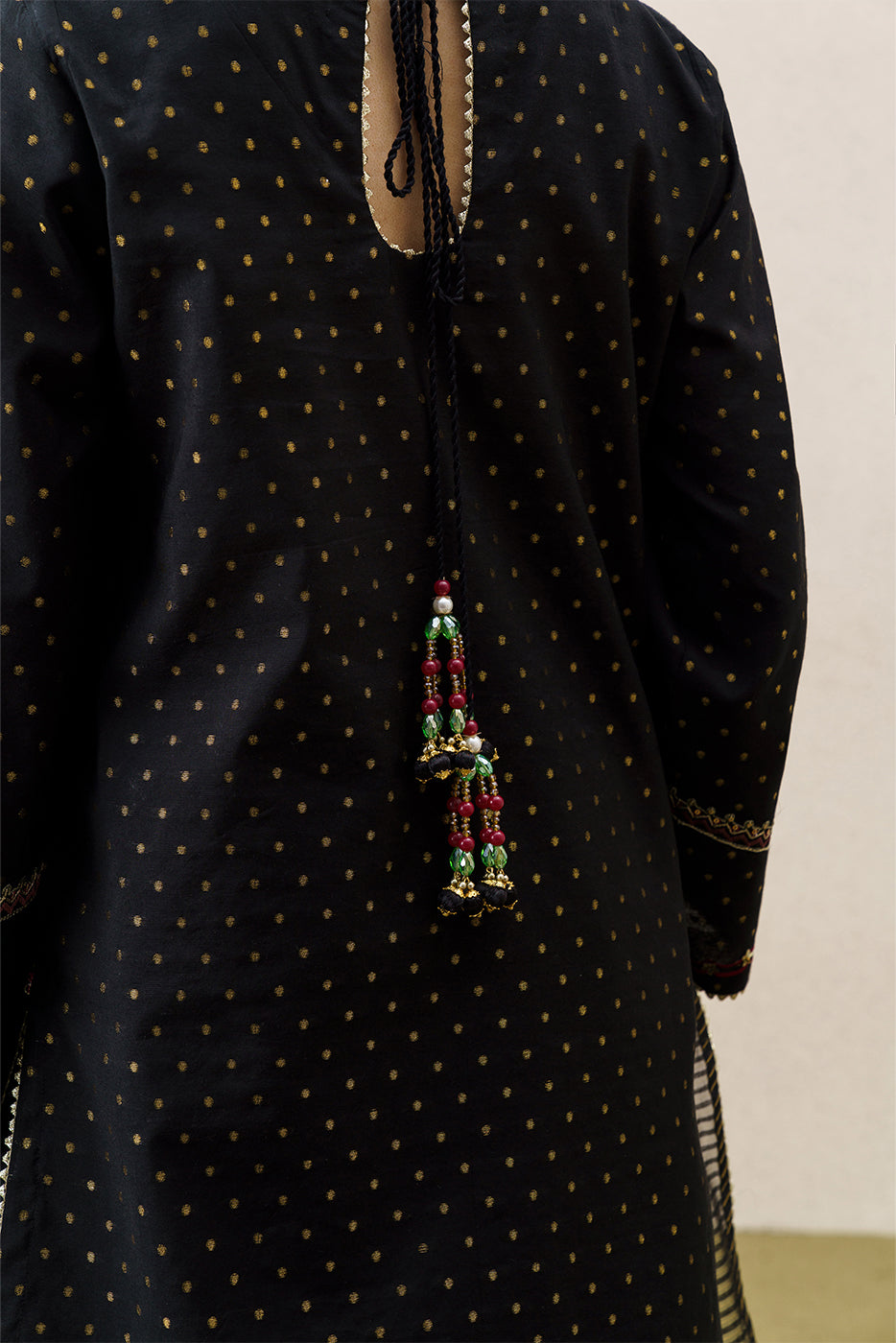 3 PIECE EMBROIDERED YARN DYED JACQUARD SUIT-GARNET GRACE (UNSTITCHED)