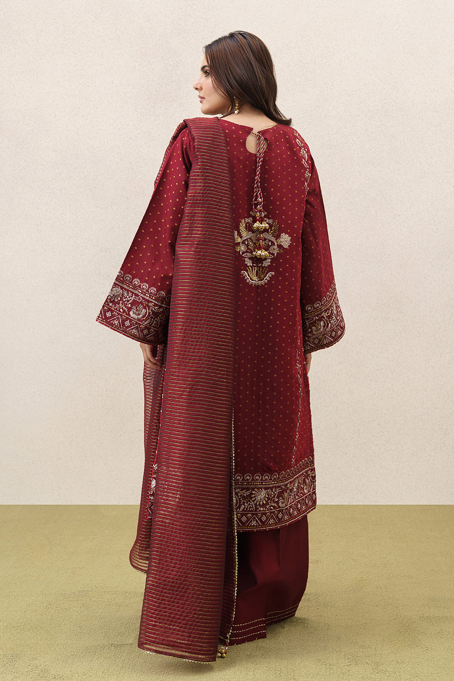 3 PIECE EMBROIDERED YARN DYED JACQUARD SUIT-SCARLET EMBER (UNSTITCHED)
