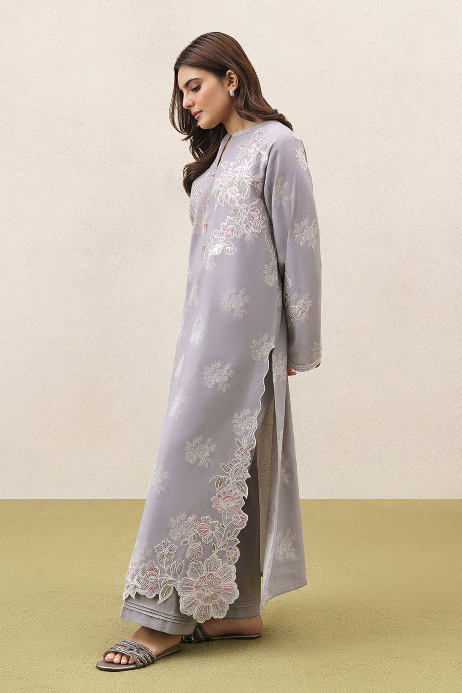 2 PIECE EMBROIDERED YARN DYED JACQUARD SUIT-PEARL HAZE (UNSTITCHED)