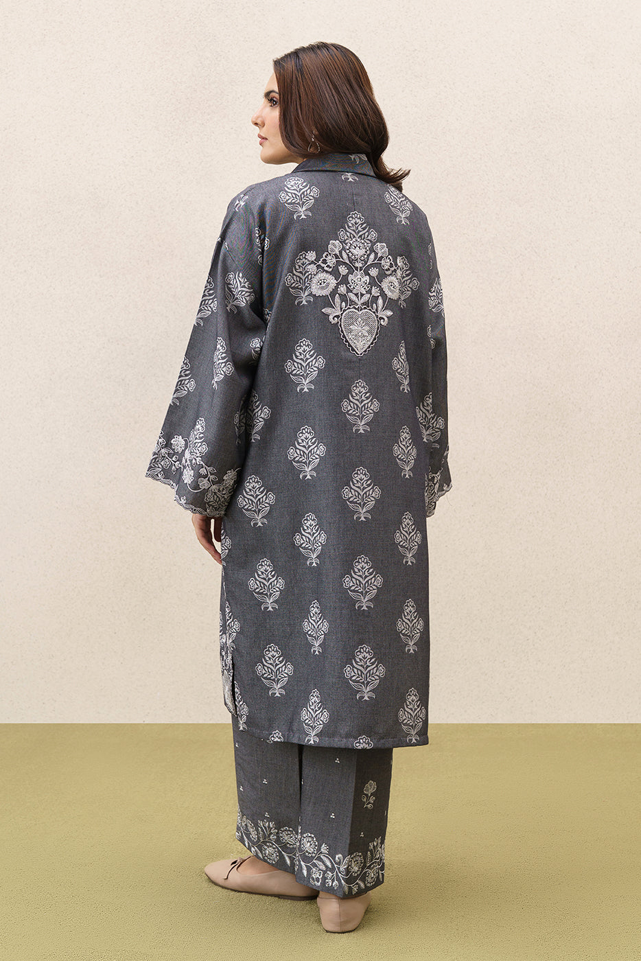 2 PIECE EMBROIDERED YARN DYED JACQUARD SUIT-TAUPE GRAY (UNSTITCHED)