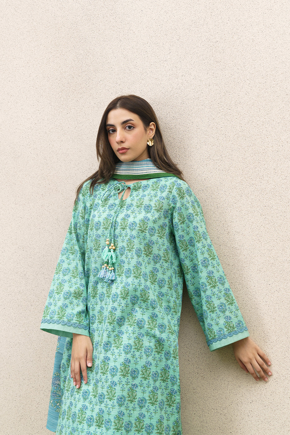 3 PIECE PRINTED KHADDAR SUIT-PASTEL BLOOM (UNSTITCHED)