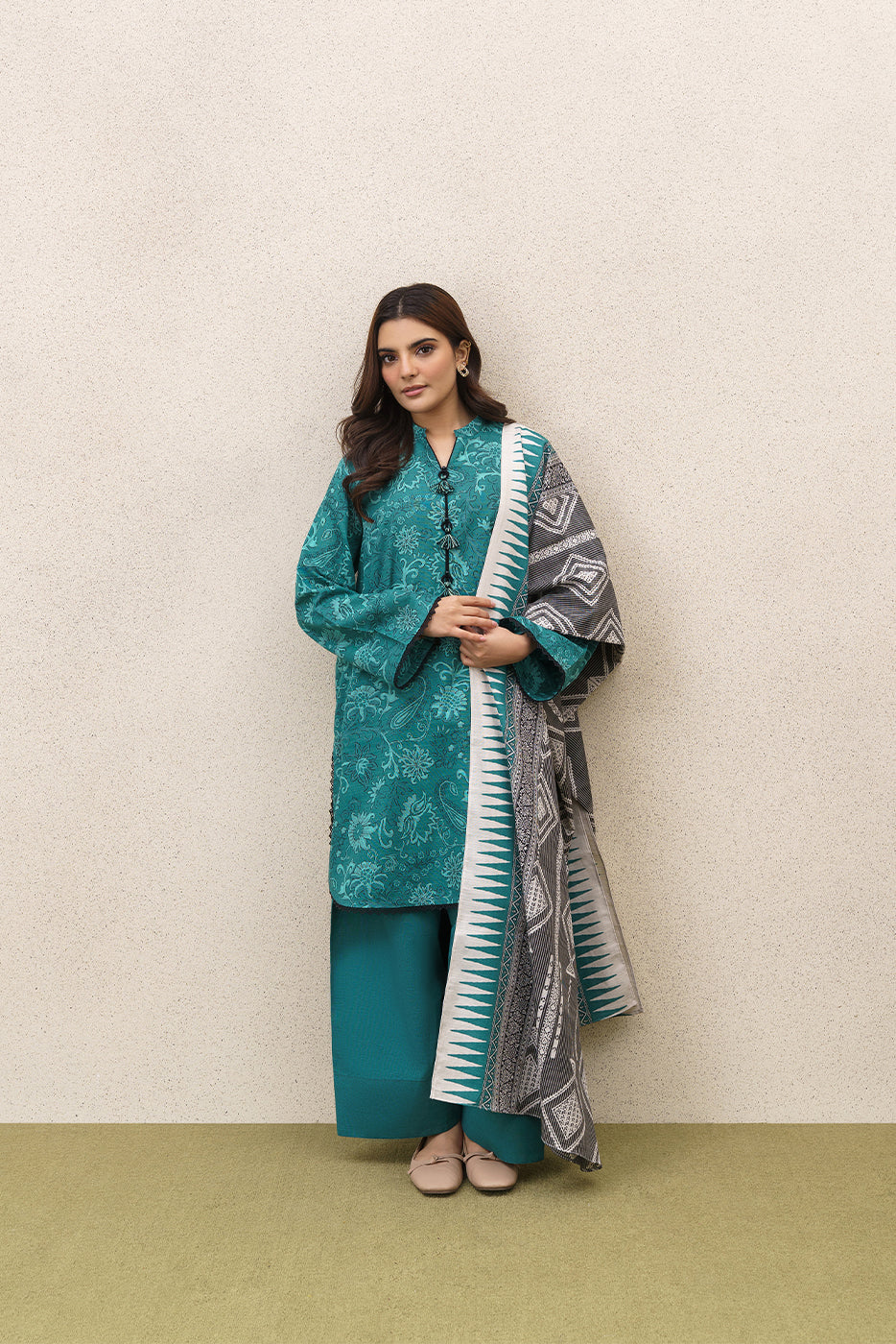 3 PIECE PRINTEDED SLUB KHADDAR SUIT-CELESTIAL TEAL (UNSTITCHED)