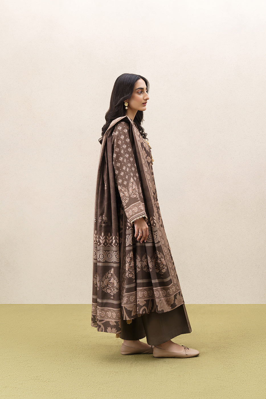 3 PIECE PRINTED KHADDAR SUIT-SHADOW BREEZE (UNSTITCHED)