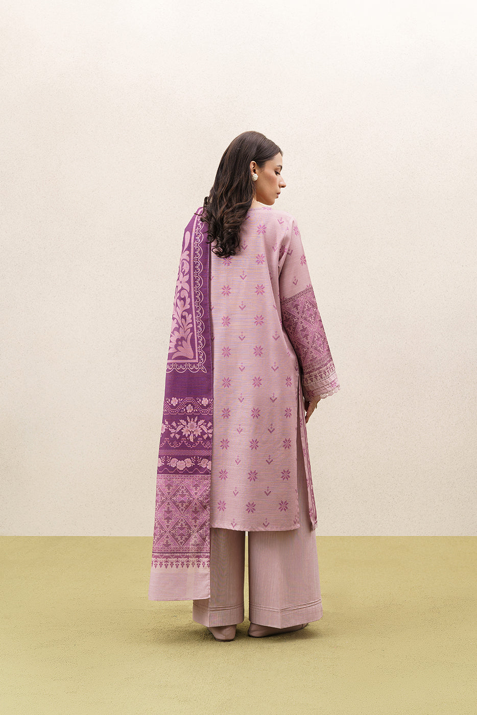 3 PIECE PRINTED KHADDAR SUIT-PASTEL MUSK (UNSTITCHED)