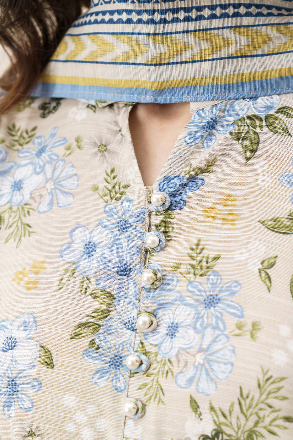 3 PIECE PRINTED KHADDAR SUIT-AQUA ESSENCE (UNSTITCHED)