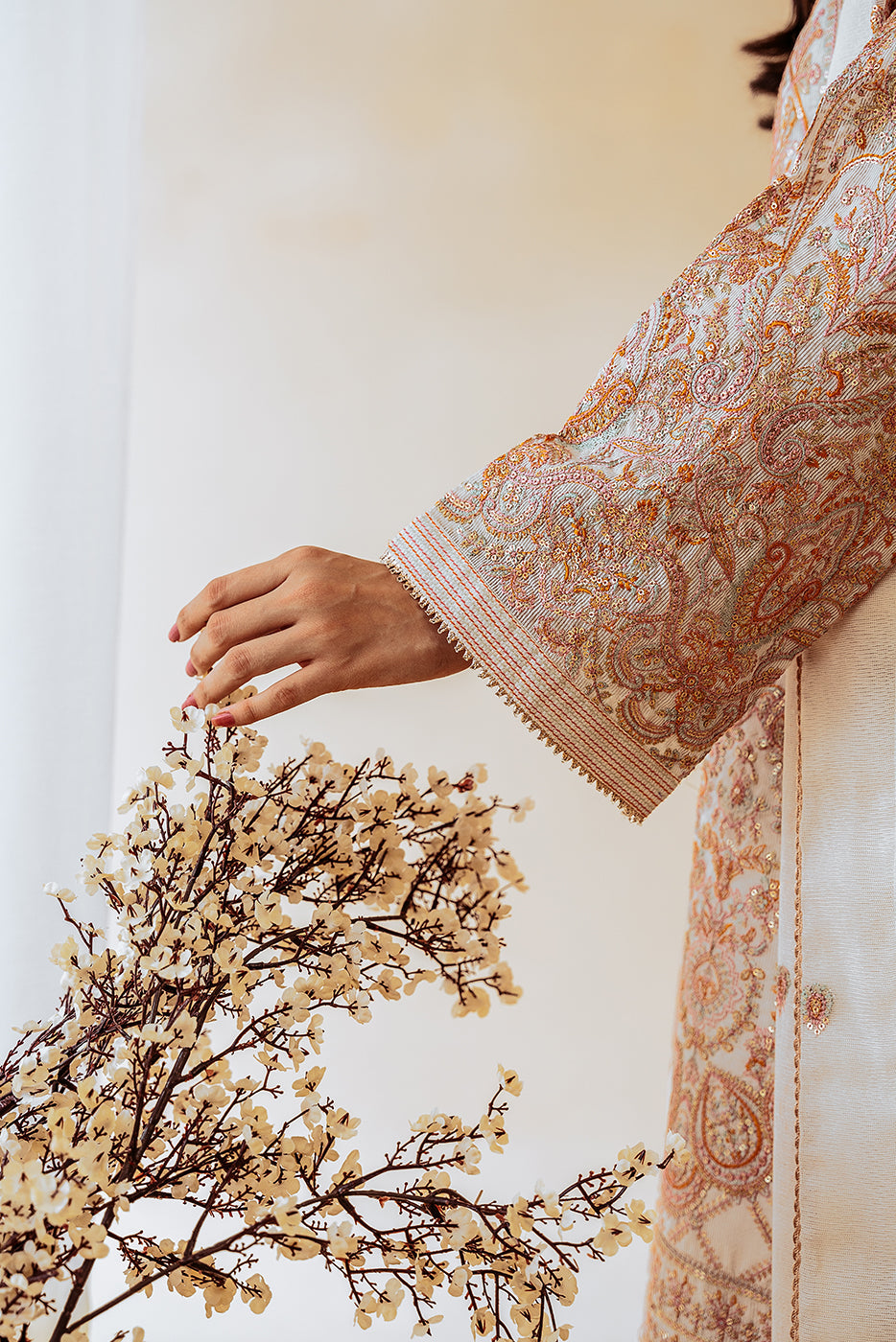 4 PIECE EMBROIDERED COTTON NET SUIT-OYSTER BLOOM (UNSTITCHED)
