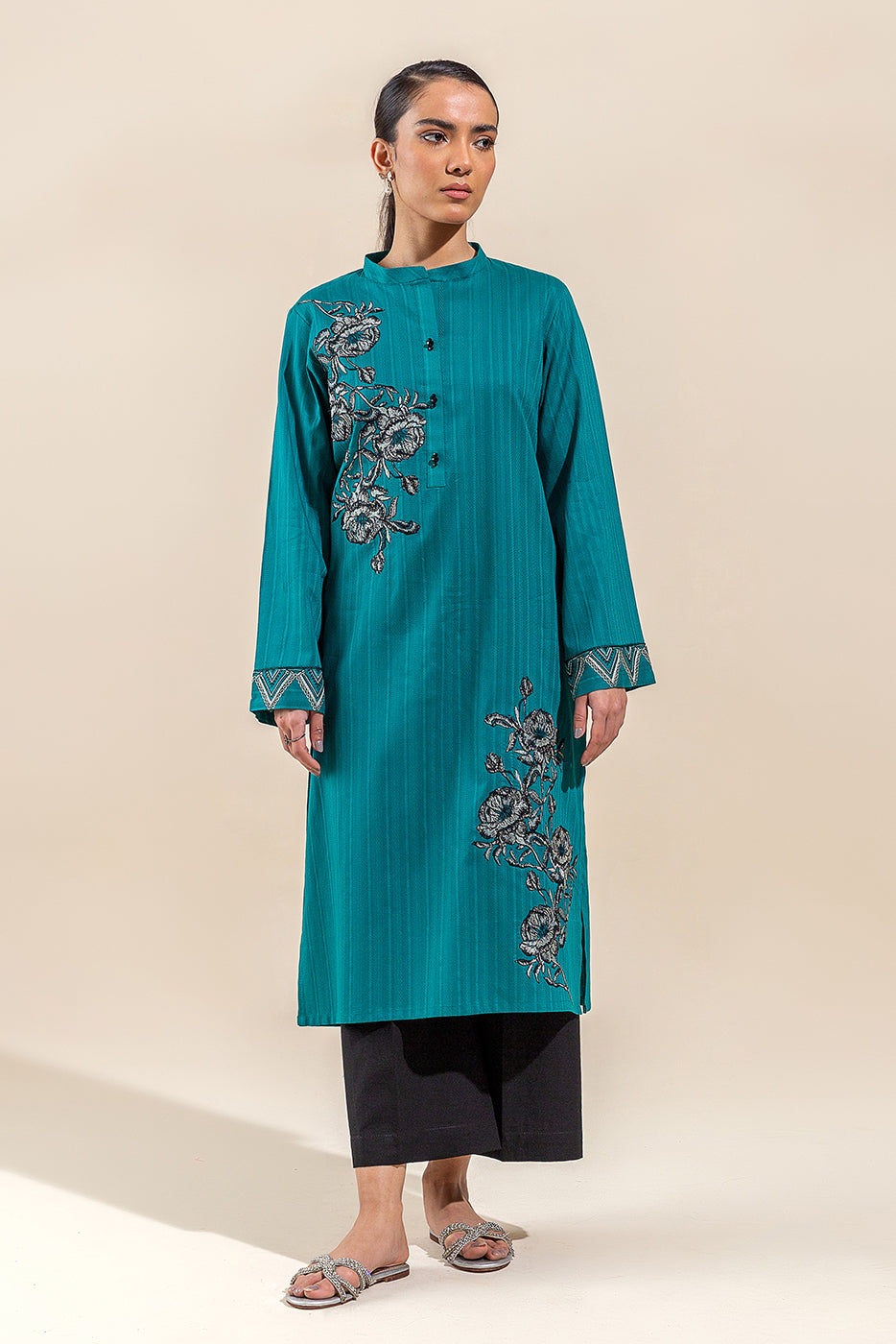 1 PIECE EMBROIDERED LENO KARRA SHIRT-TEAL AURA(UNSTITCHED)