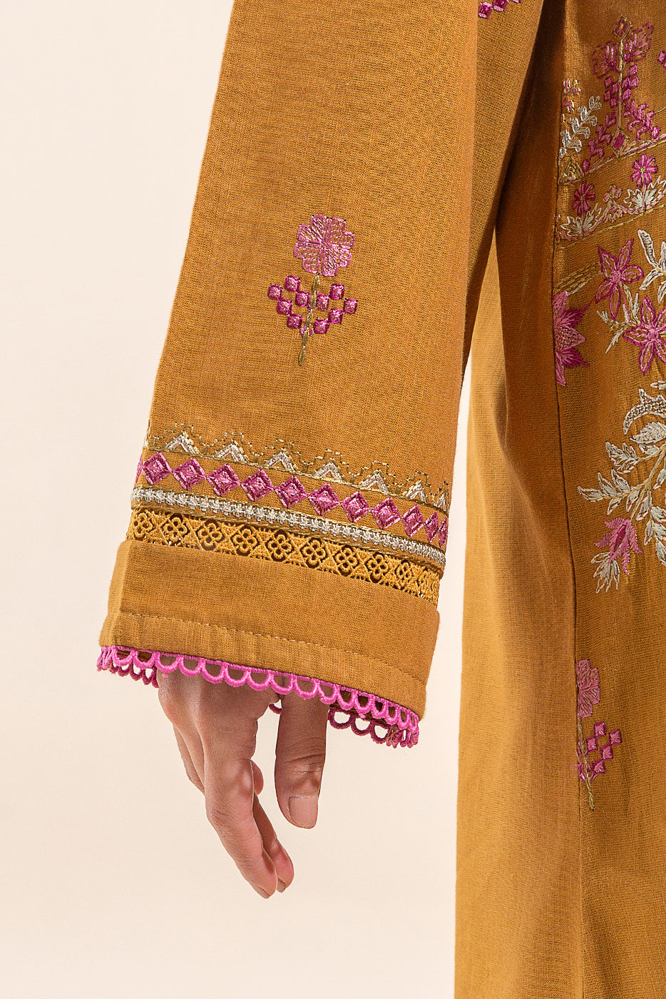 2 PIECE - EMBROIDERED KHADDAR SUIT - GLAZING AURA