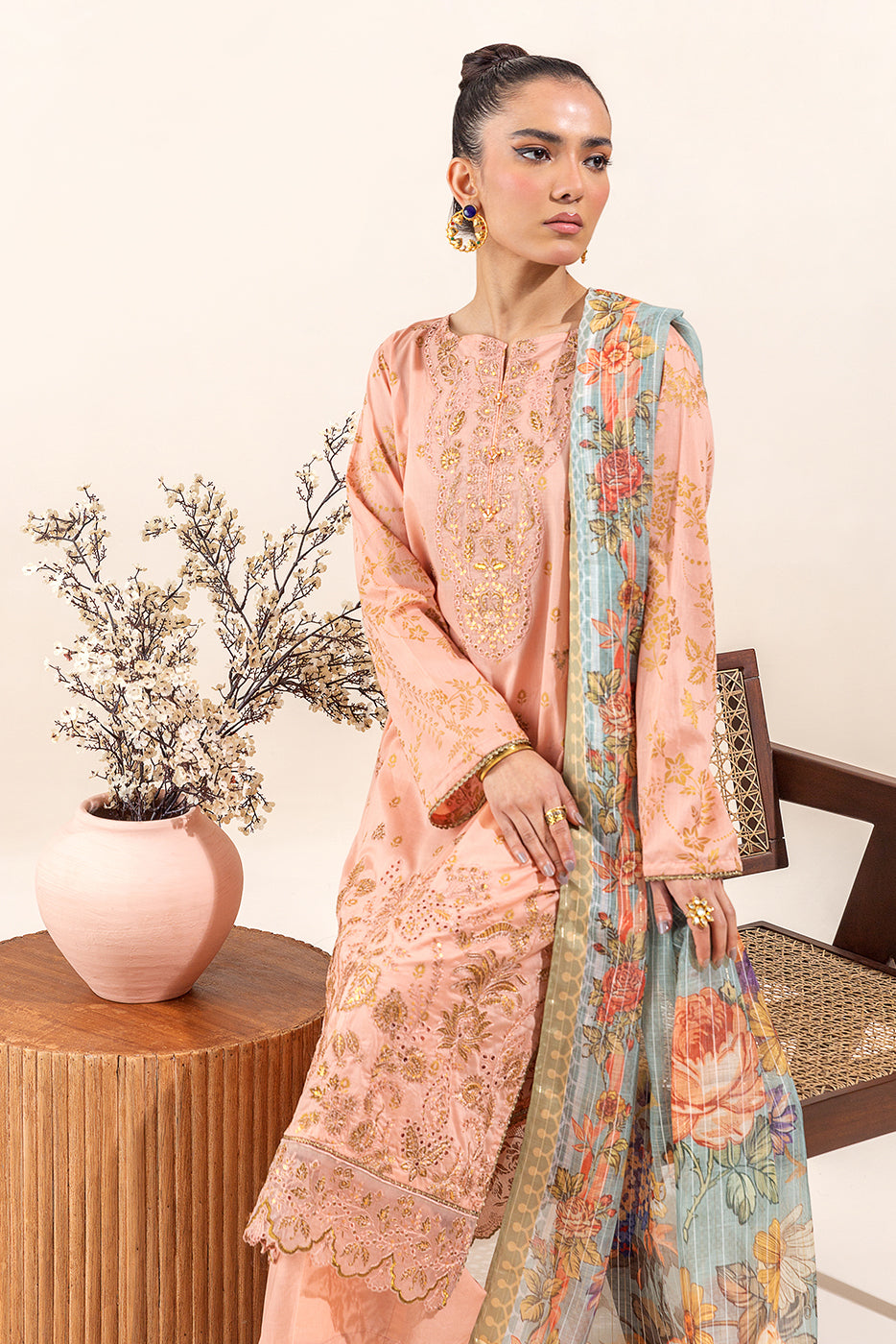 3 PIECE EMBROIDERED LAWN SUIT-ROSETTE DAWN (UNSTITCHED)
