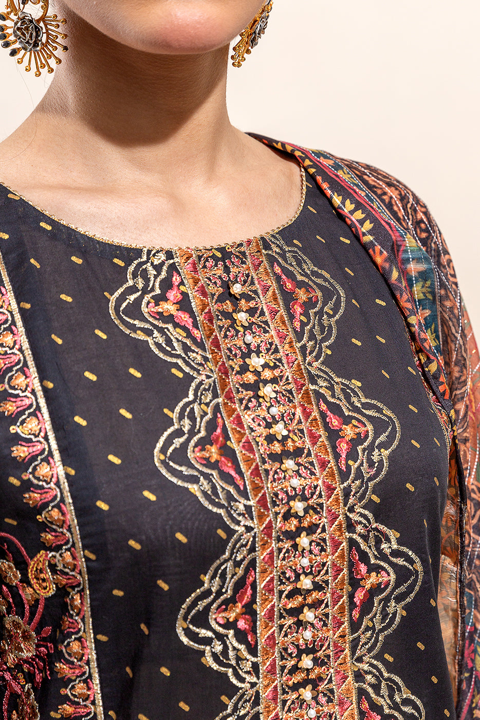 3 PIECE EMBROIDERED LAWN SUIT-BLACK BREEZE (UNSTITCHED)