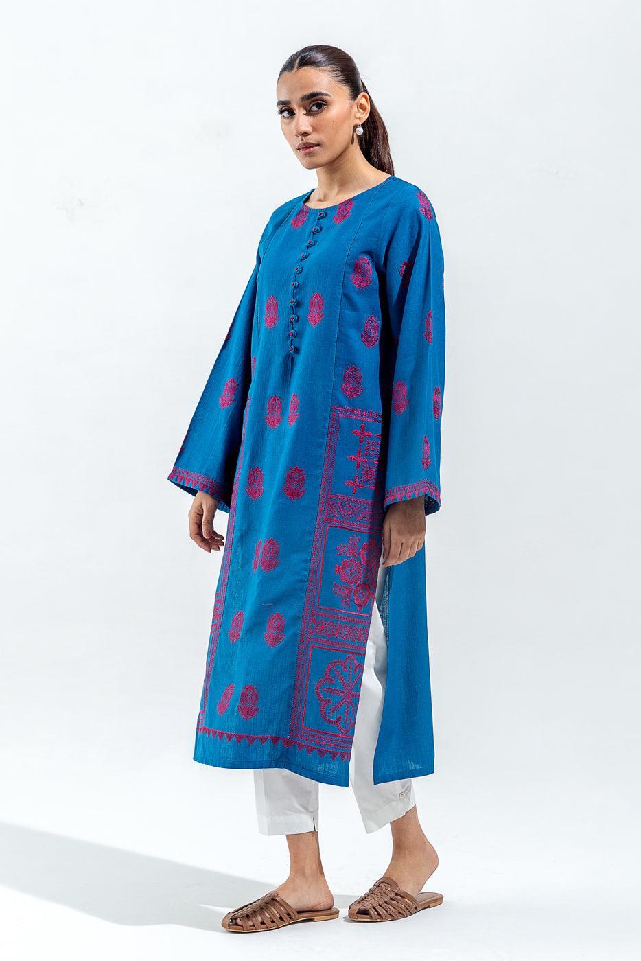 EMBROIDERED KHADDAR SHIRT (PRET)