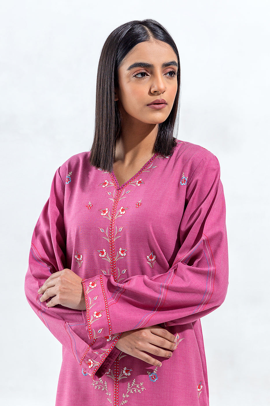 EMBROIDERED CHAMBREY SHIRT(PRET) - BEECHTREE