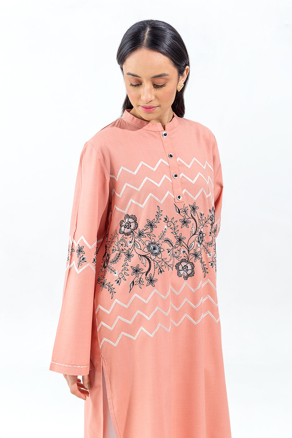 EMBROIDERED CHAMBREY SHIRT (PRET) - BEECHTREE