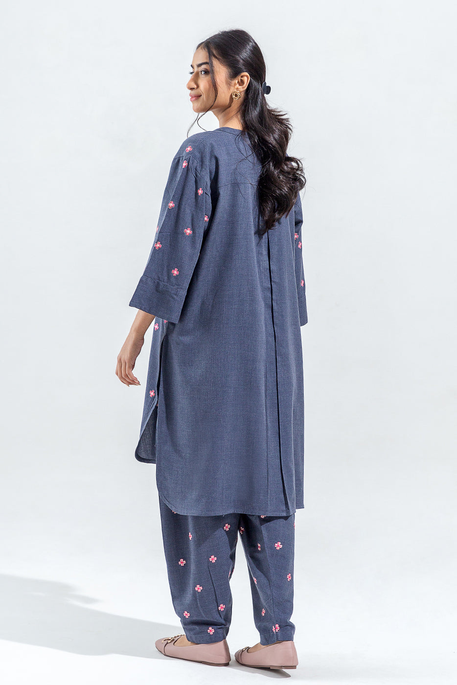 2 PIECE EMBROIDERED CHAMBRAY SUIT (PRET)