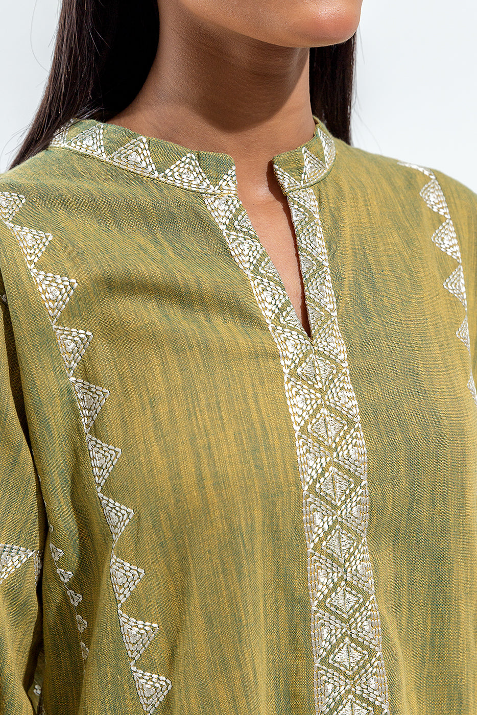 EMBROIDERED YARN DYED SHIRT (PRET)