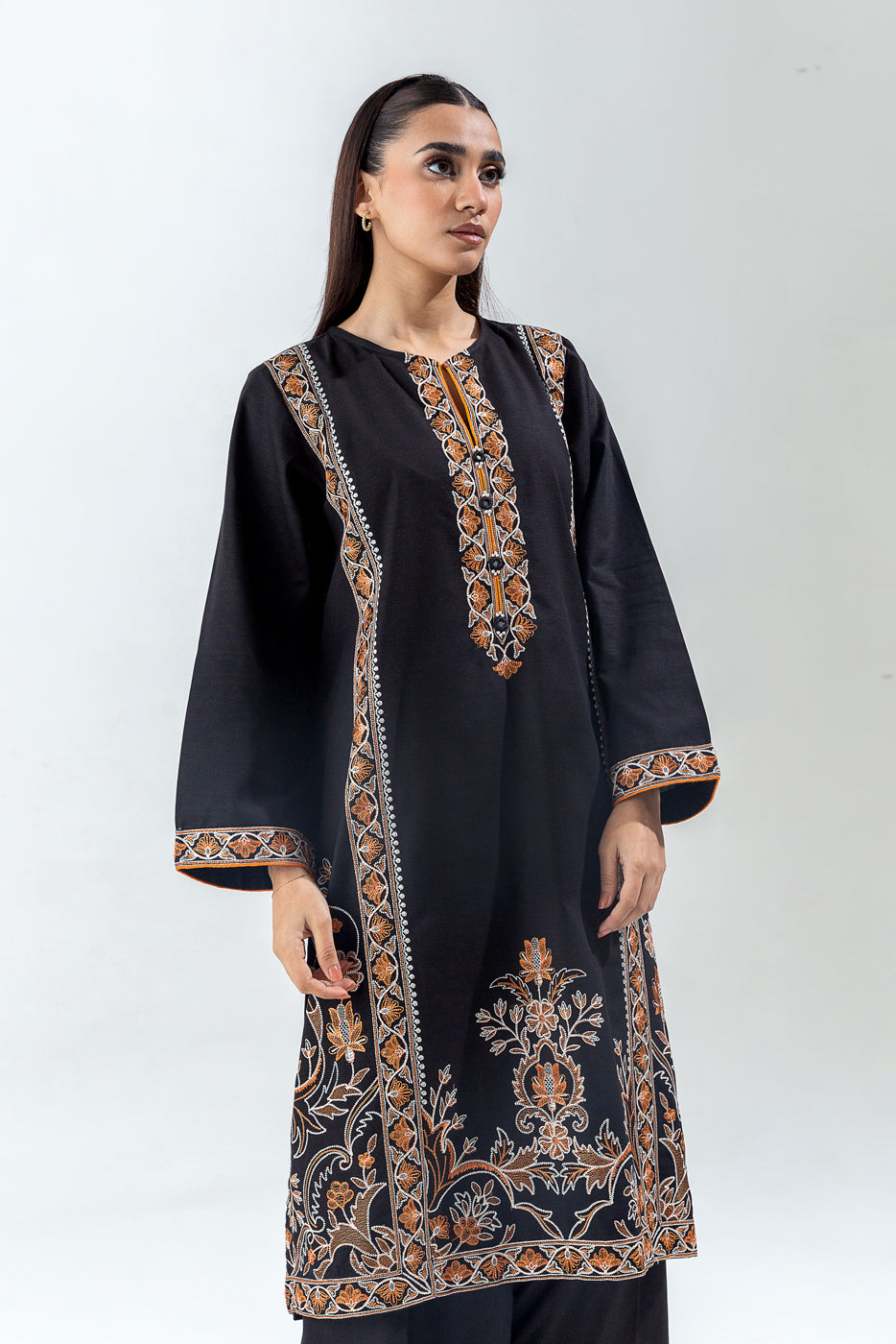 EMBROIDERED KHADDAR SHIRT (PRET)