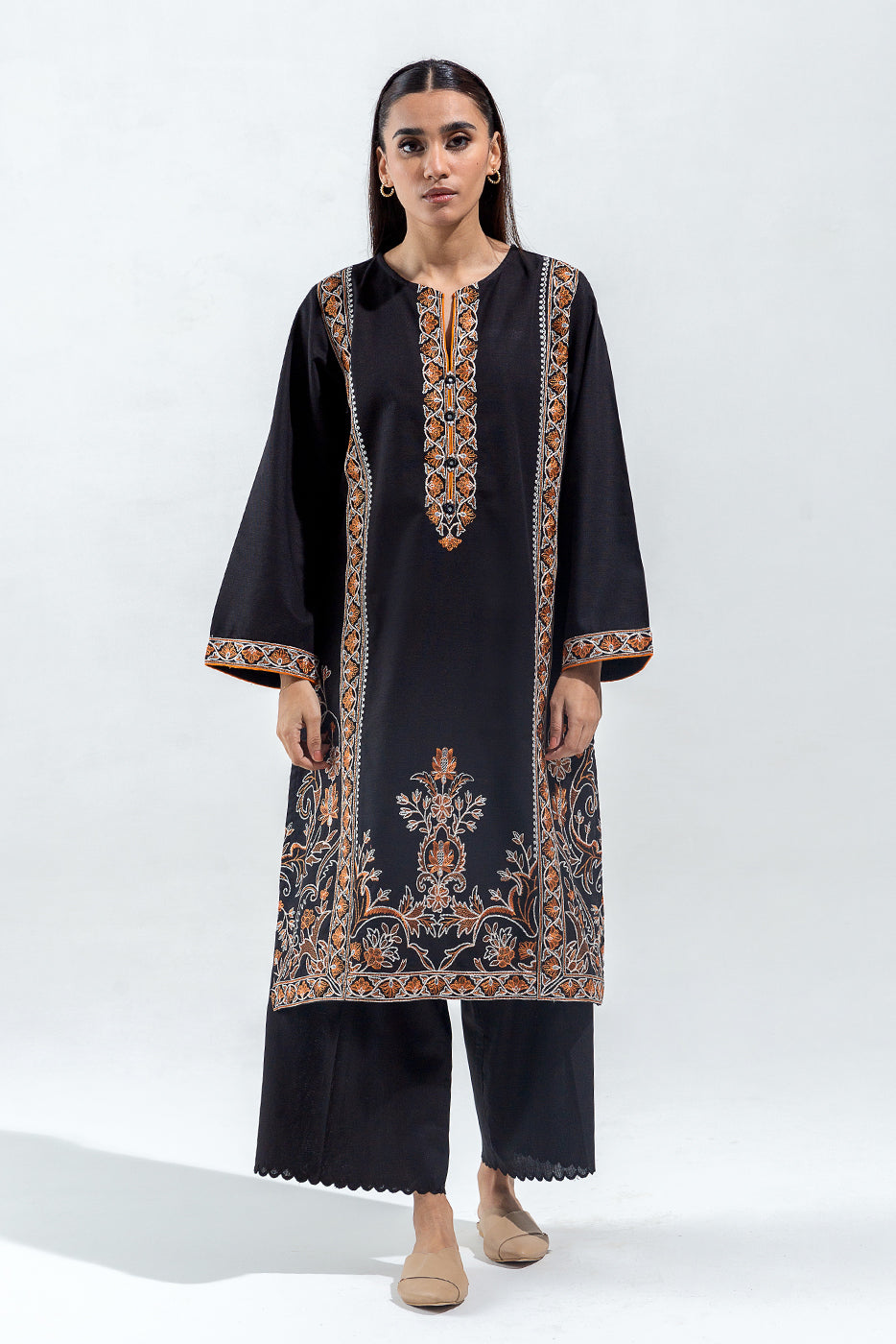 EMBROIDERED KHADDAR SHIRT (PRET)