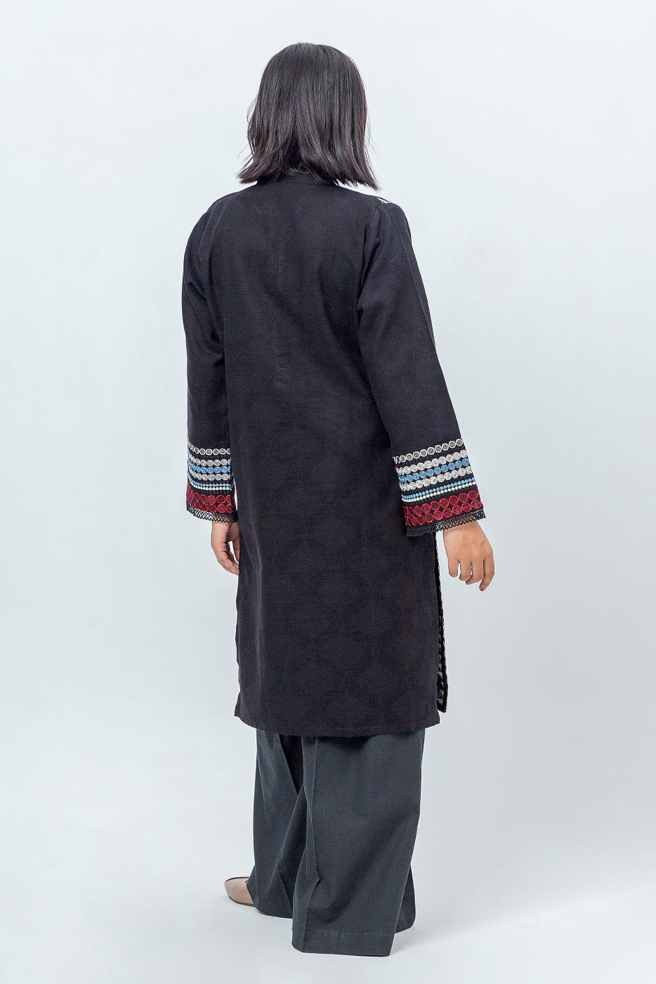 EMBROIDERED KHADDAR SHIRT (PRET)