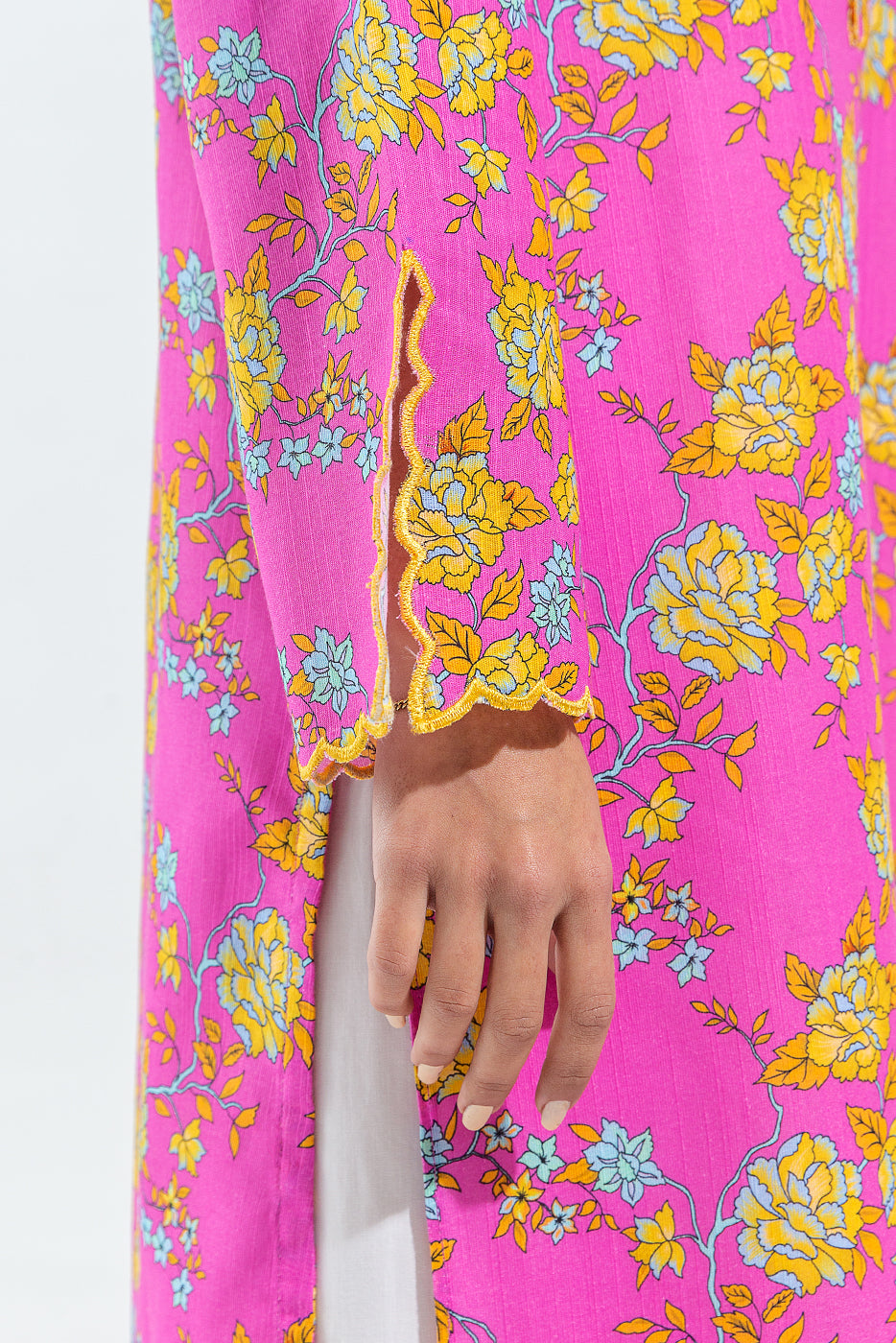 EMBROIDERED SLUB KHADDAR SHIRT (PRET)