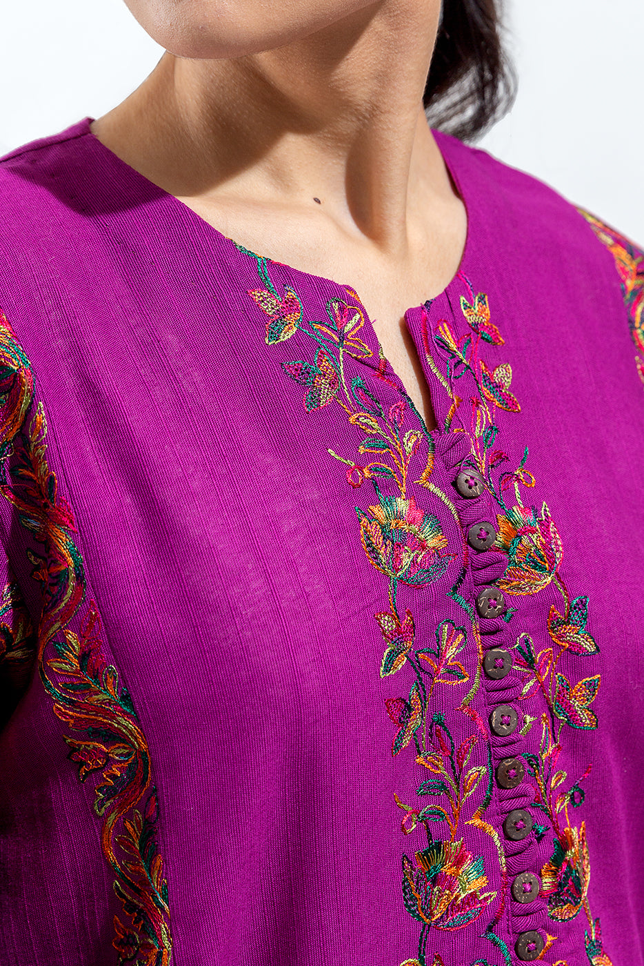 EMBROIDERED SLUB KHADDAR SHIRT (PRET)