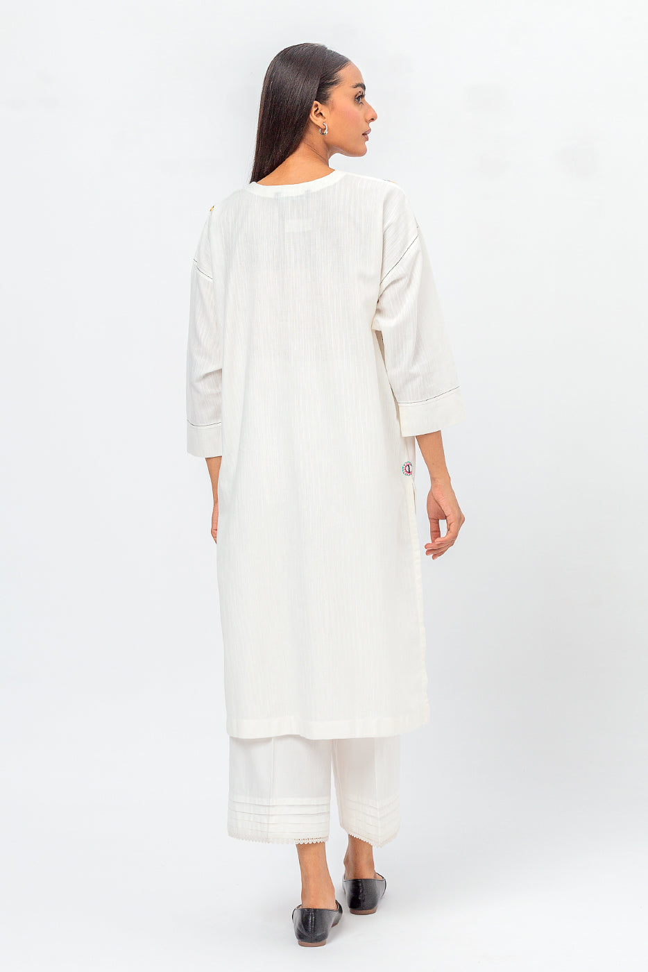 EMBROIDERED SLUB KHADDAR SHIRT (PRET)