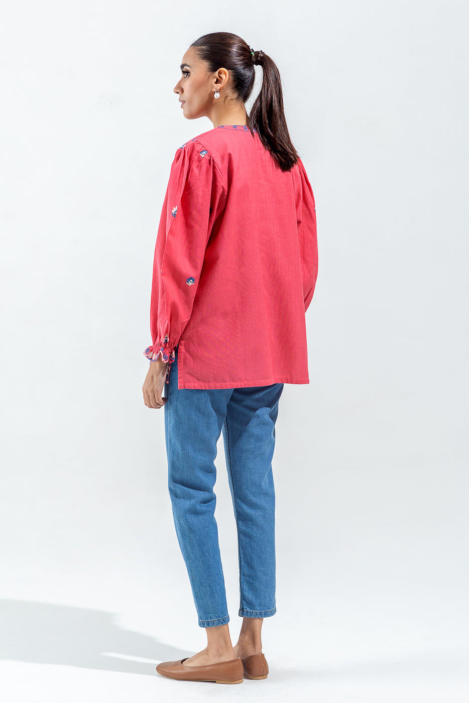 EMBROIDERED SLUB KHADDAR TOP (PRET)