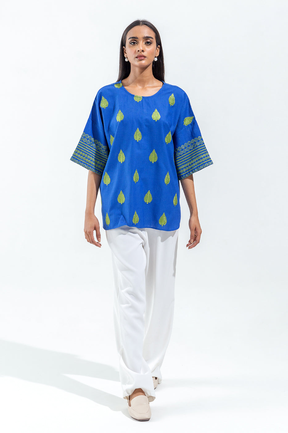 EMBROIDERED SLUB KHADDAR TOP (PRET)