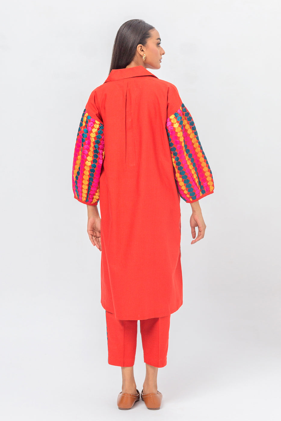 2 PIECE EMBROIDERED SLUB KHADDAR SUIT (PRET)