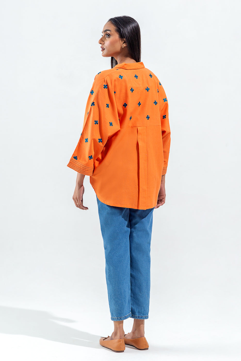 EMBROIDERED SLUB KHADDAR TOP (PRET)