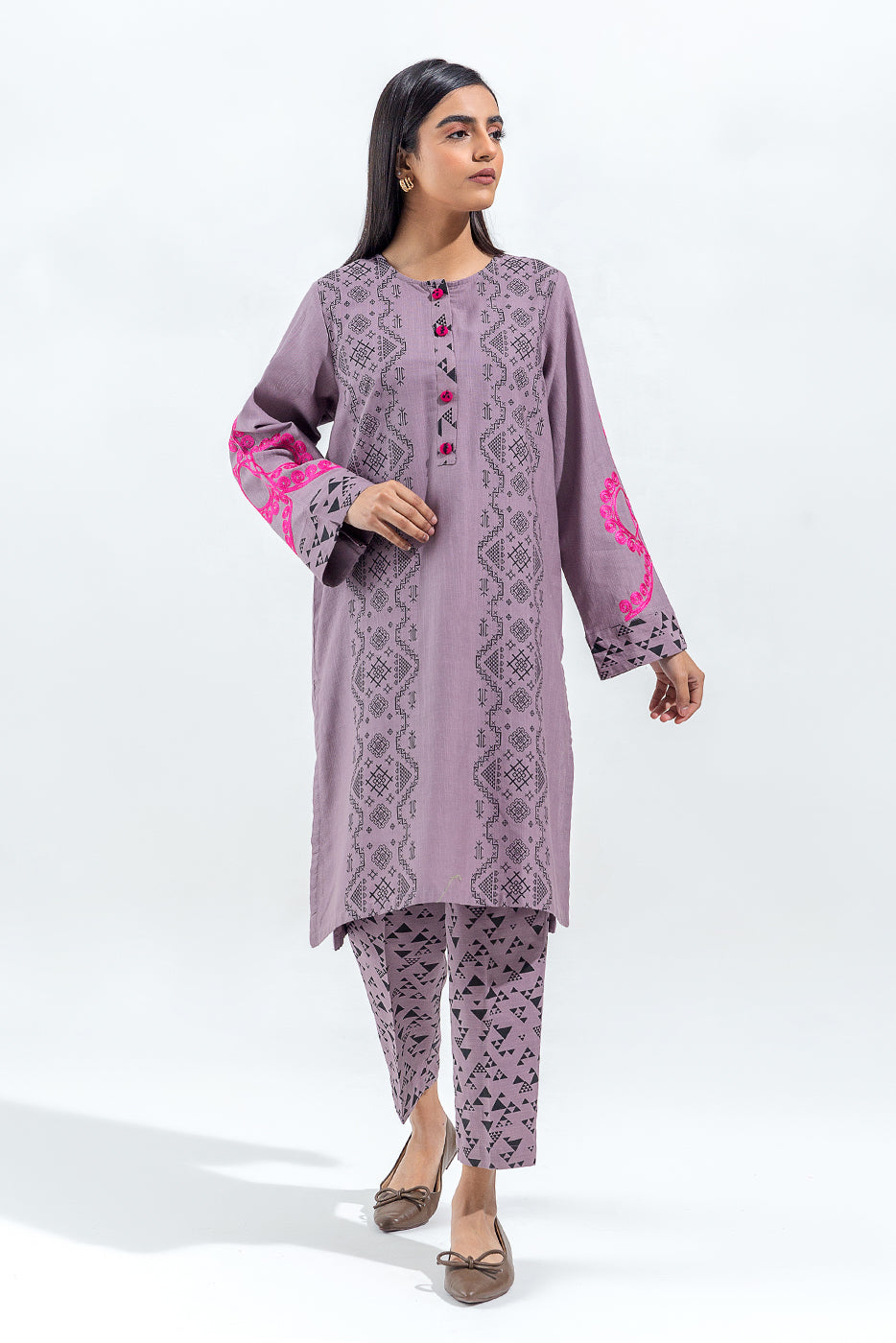 2 PIECE EMBROIDERED SLUB KHADDAR SUIT(PRET)