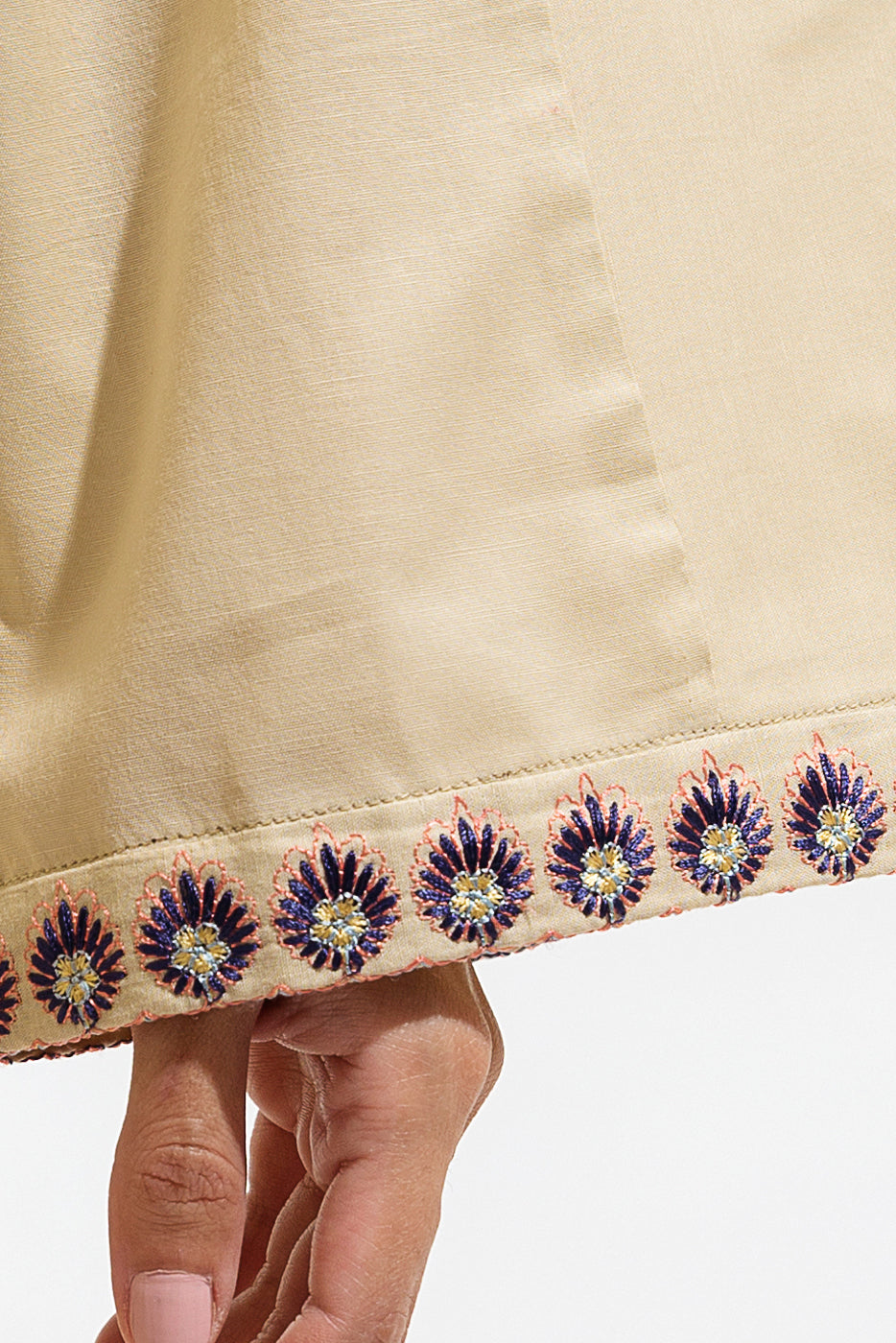 EMBROIDERED LAWN SHIRT (PRET)