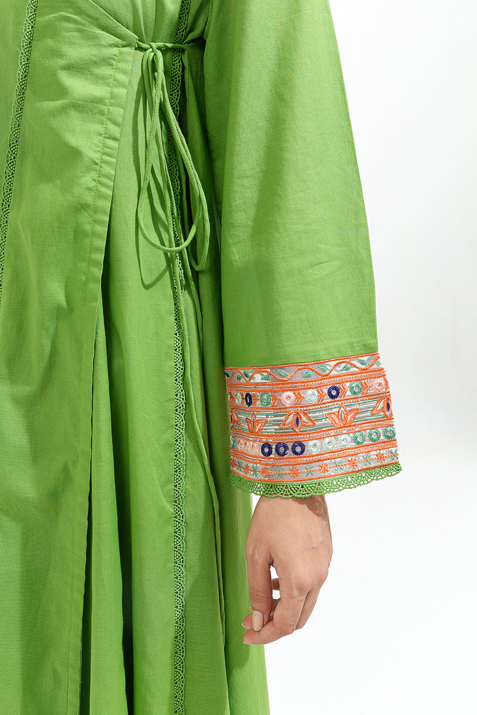 EMBROIDERED COTTON SHIRT (PRET)