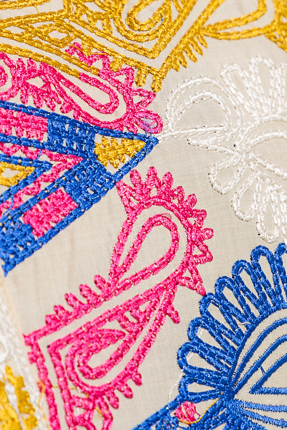 EMBROIDERED LAWN SHIRT (PRET)