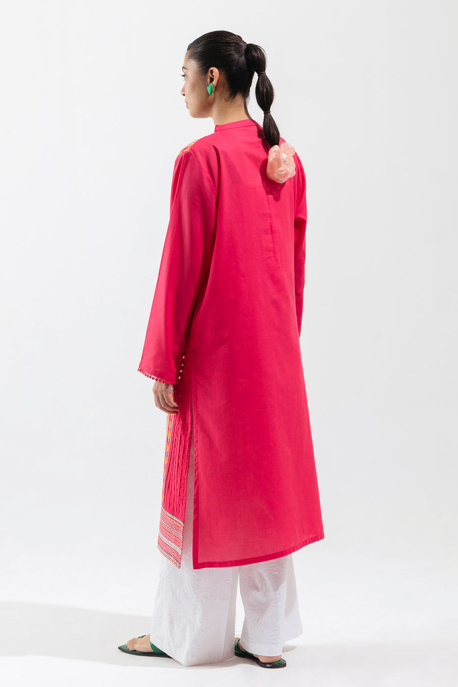 EMBROIDERED LAWN SHIRT (PRET)