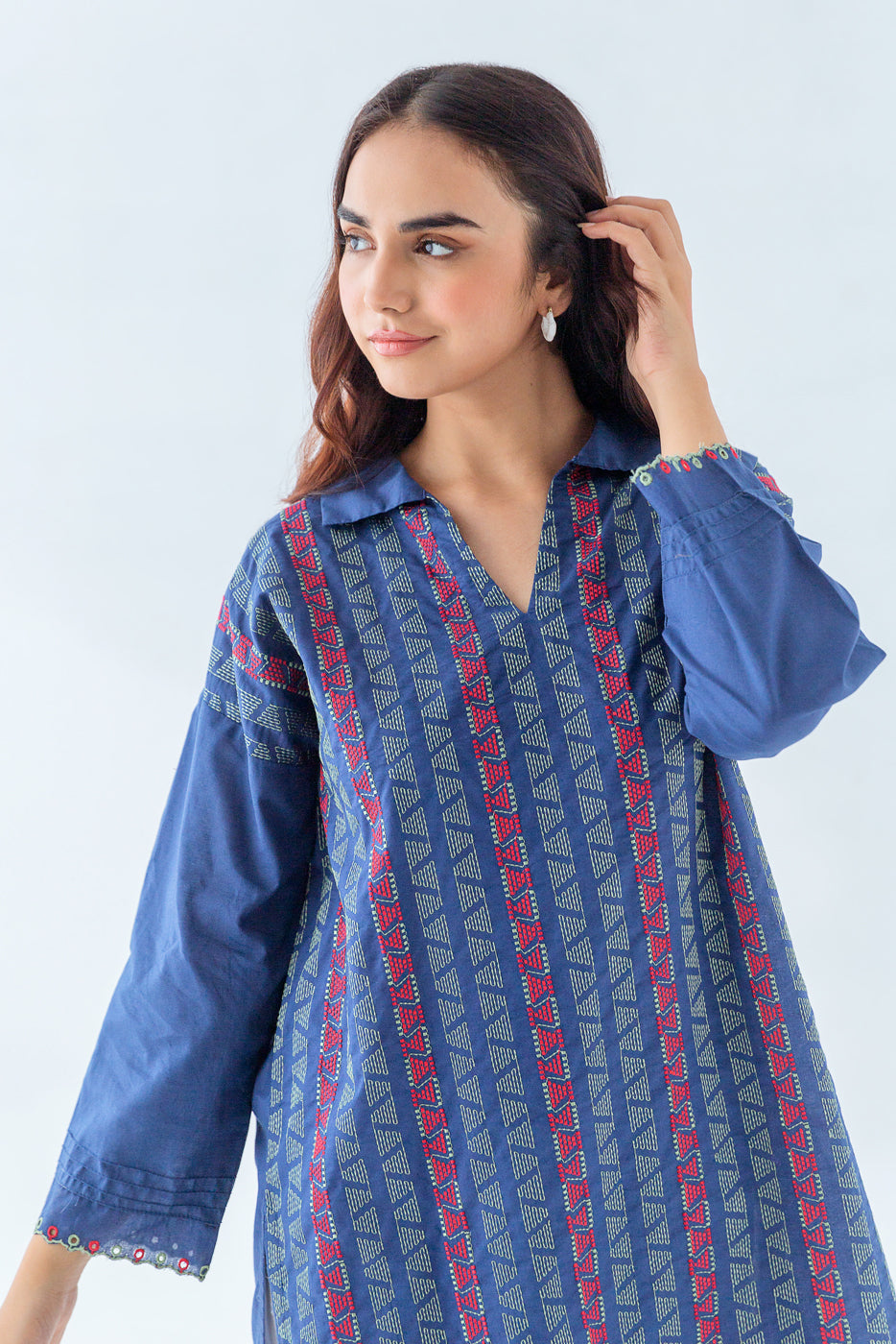 EMBROIDERED LAWN SHIRT (PRET)