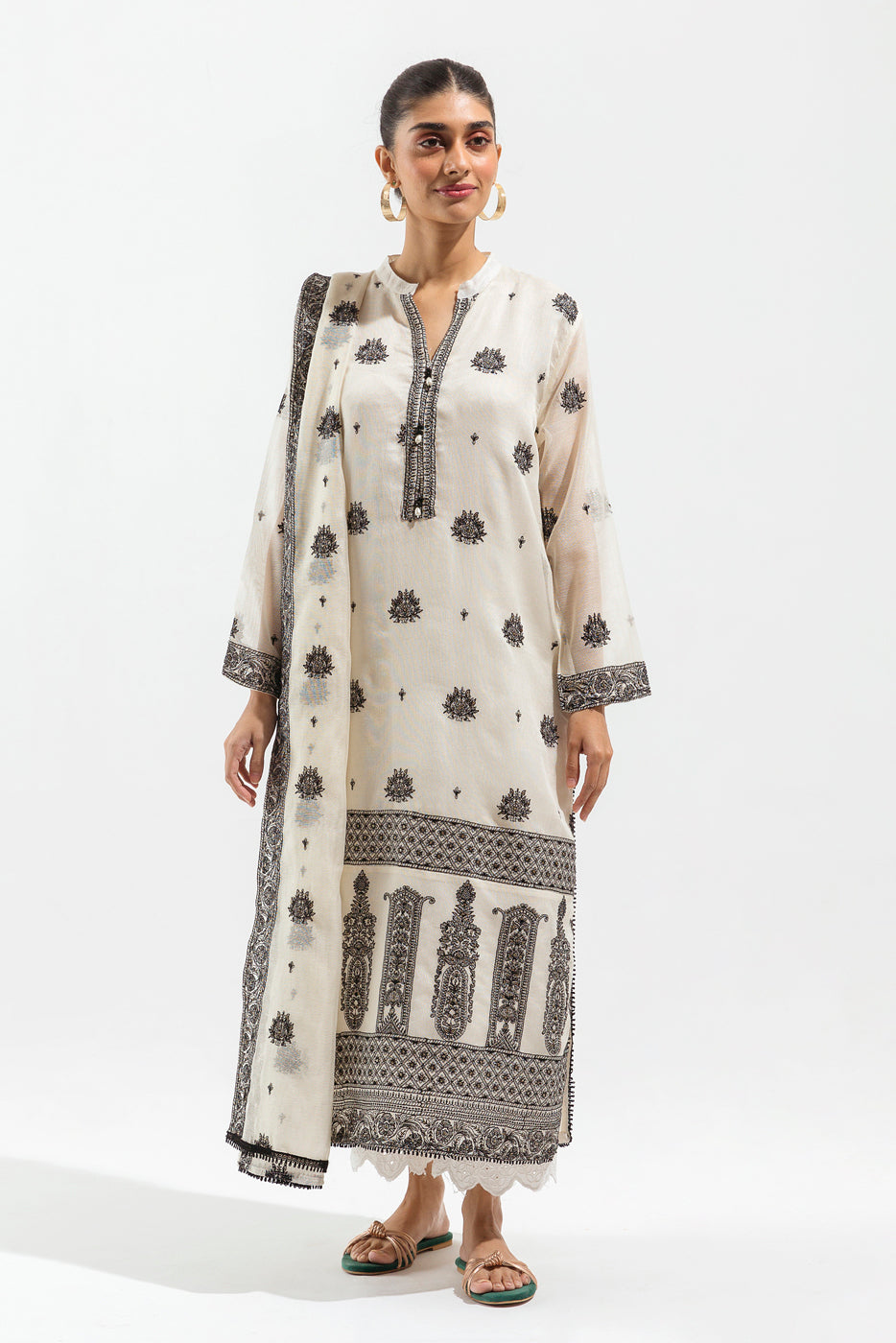 EMBROIDERED SHIRT WITH DUPATTA