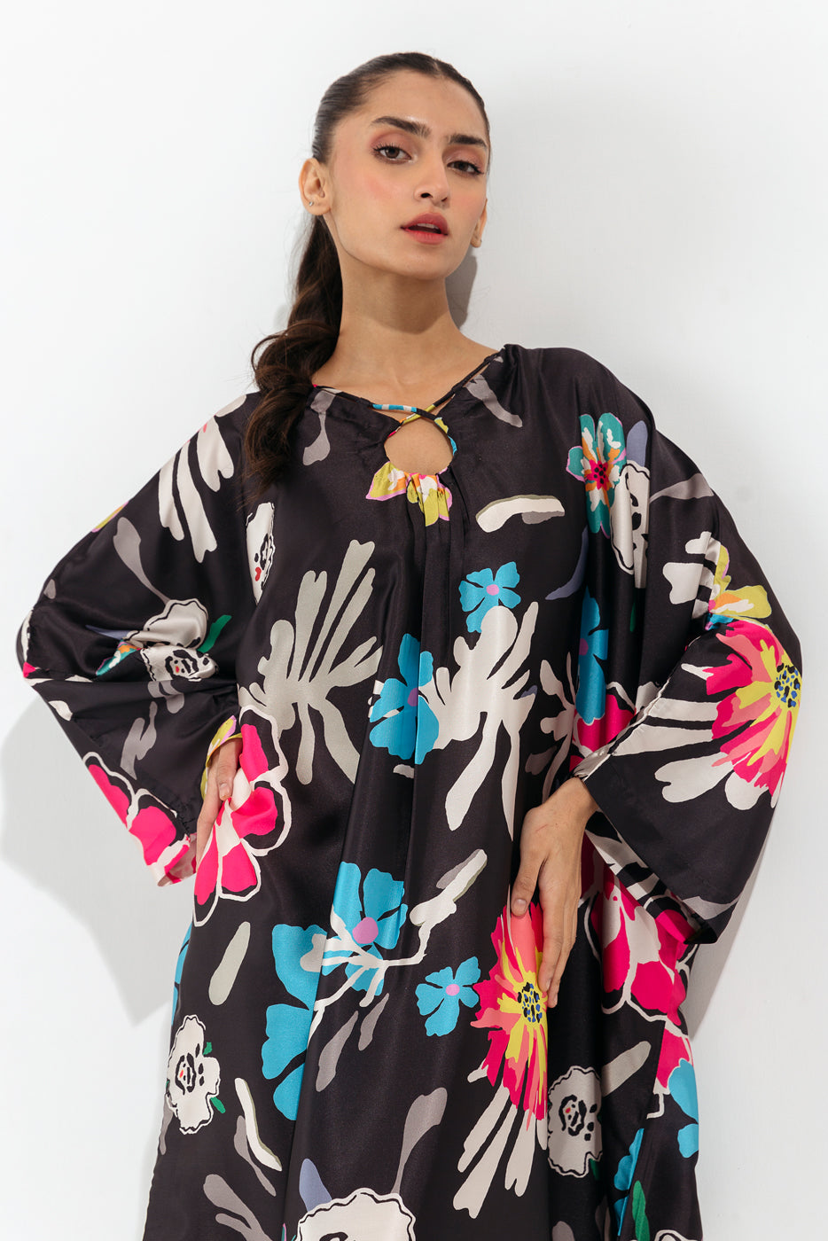 BLACK FLORAL LONG TUNIC