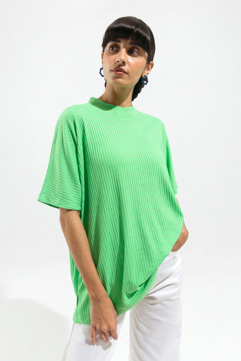 GREEN MOCK NECK T SHIRT