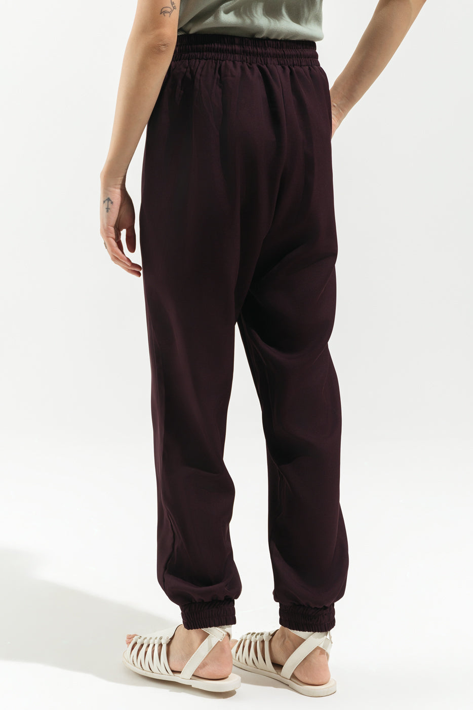 BURGUNDY JOGGER PANTS