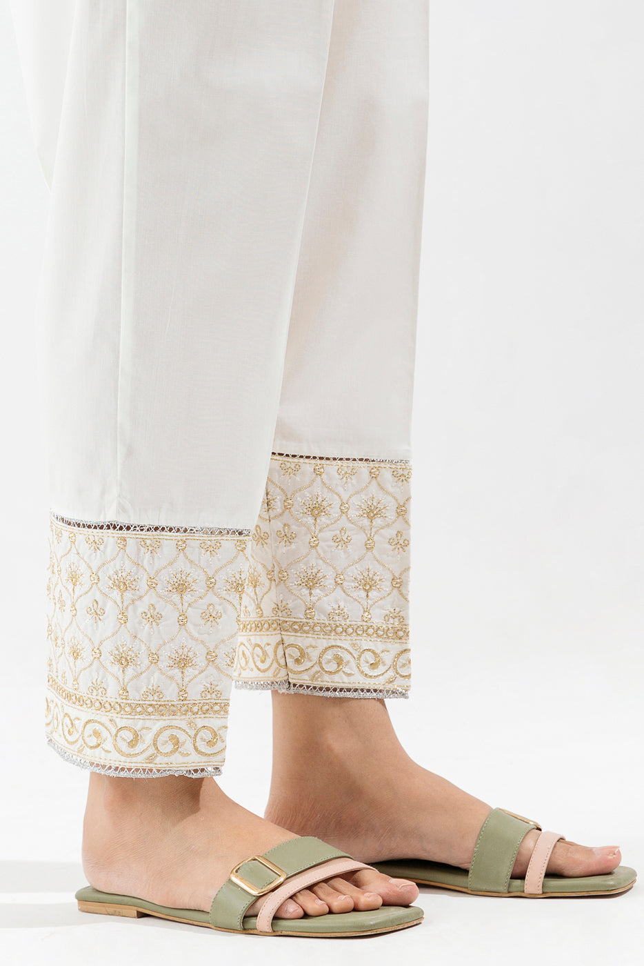 EMBROIDERED STRAIGHT PANTS